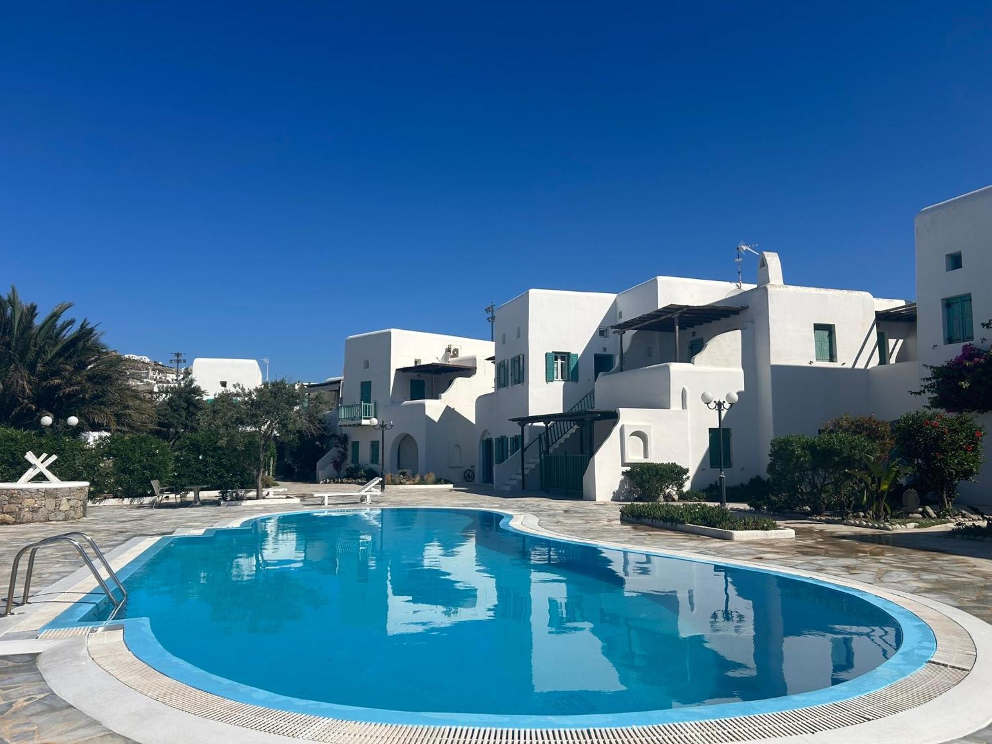 Вилла Luxury House With Swimming Pool In Орнос Экстерьер фото