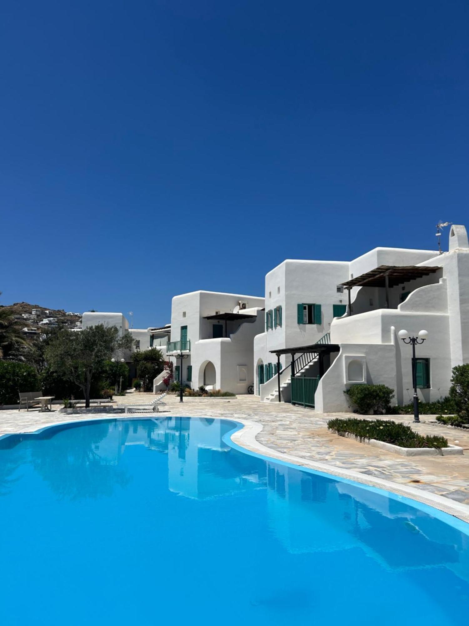Вилла Luxury House With Swimming Pool In Орнос Экстерьер фото